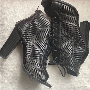 LIKE NEW Mix No. 6 | booties | Priamo | black | s7